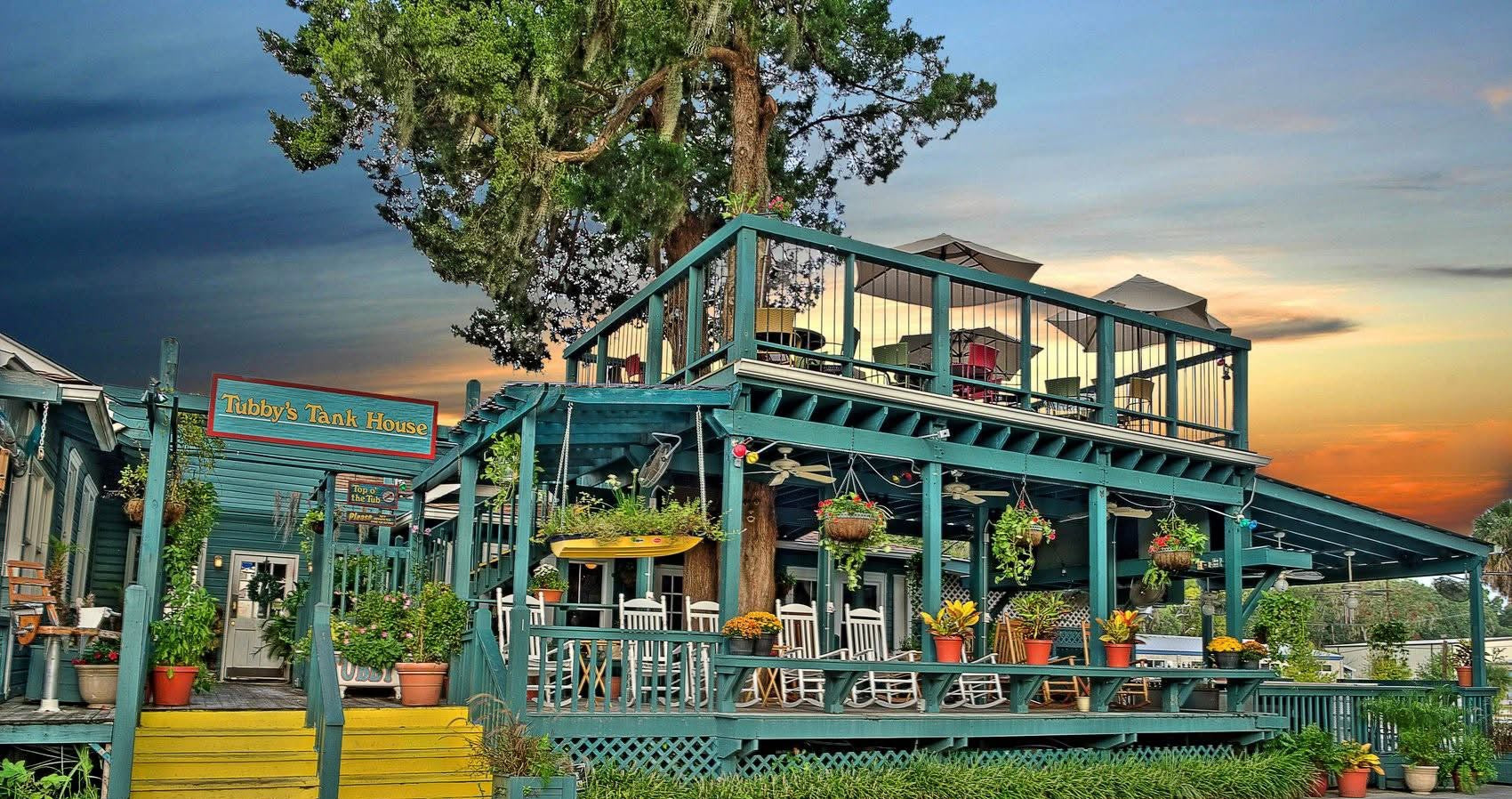 Restaurant exterior of Tubby's Tank House  in Savannah, GA